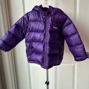 Gently Used- 2T Purple Patagonia Kids Puffer down coat